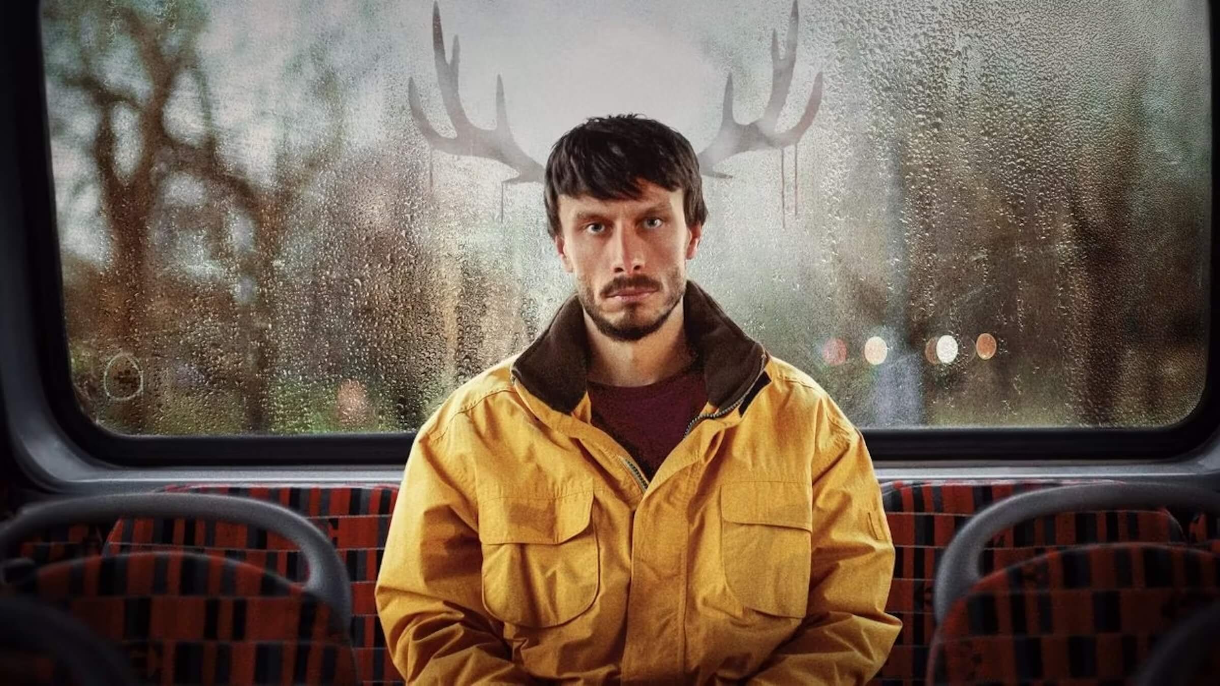 Donny Dunn (Richard Gadd) sitting on a bus on 'Baby Reindeer'
